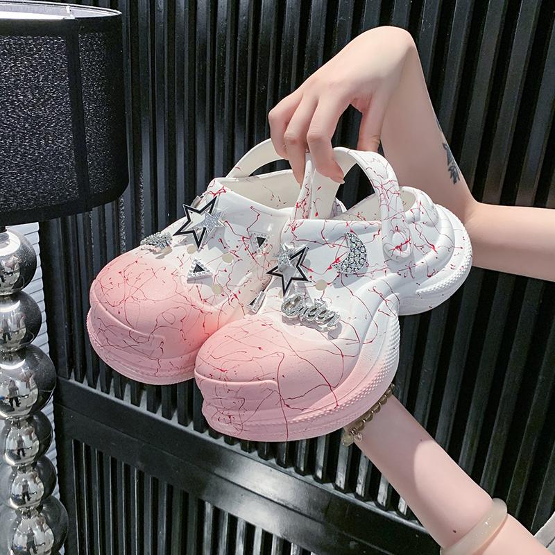 Mode Hausschuhe Damen Sommer Zehenbedeckt Luxus Pantoletten Pantoletten Schuhe Plateau Pantofle Designer Weich 2025 Mode Lässige Freizeit Hausschuhe