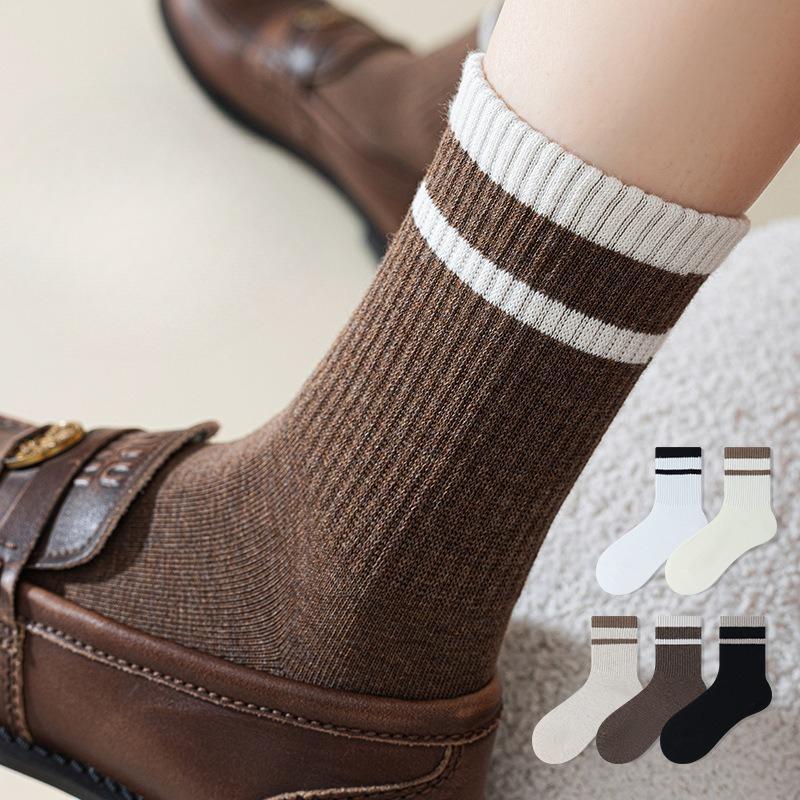 Female Spring and Autumn Fashion New All Purpose Two Bar Movement In The Tube Pile Socks