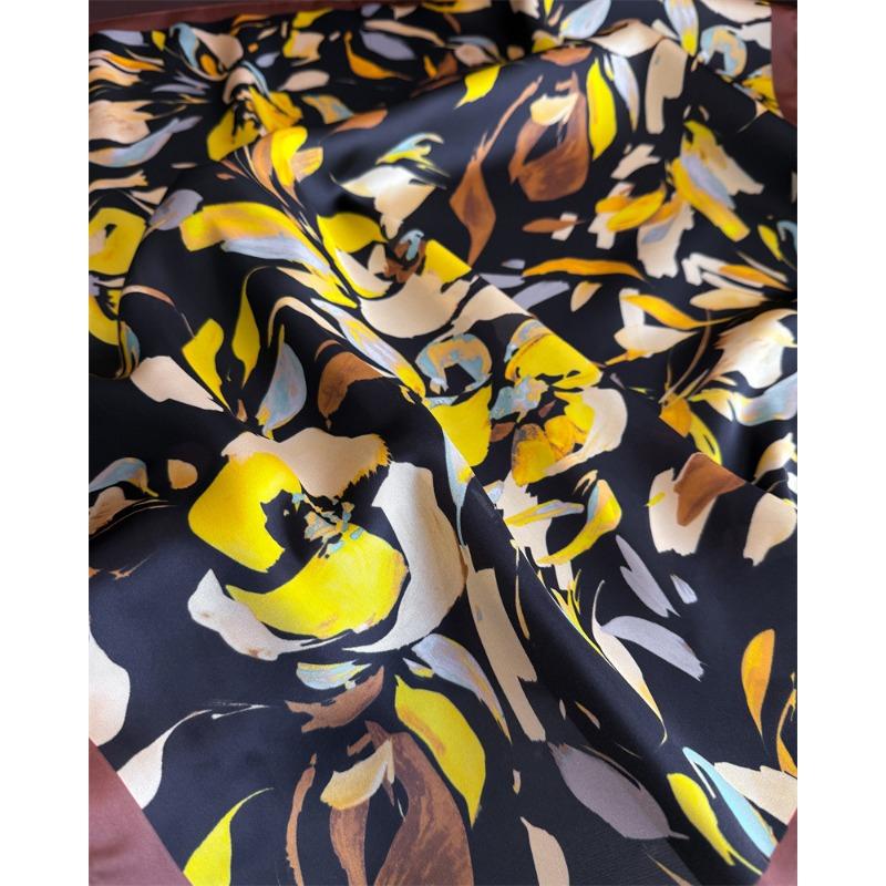 Elegant Printed Silk Like Square Scarf For Women Daily Use