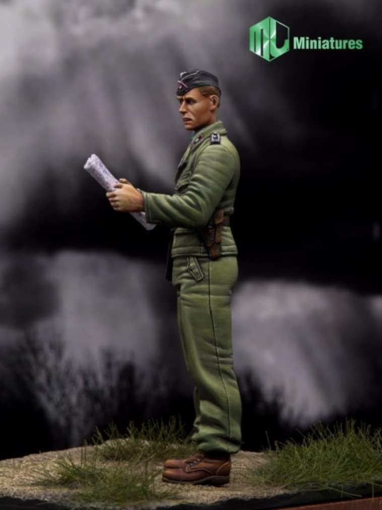 Tri Factory MJ Figure Series World War II German Tank Officer Resin Kit MJ35005 Molded Color 1/35