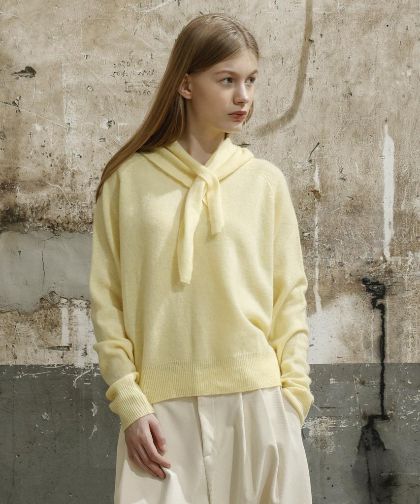 Waiowai Essential V-Neck Scarf Set Knit_Yellow
