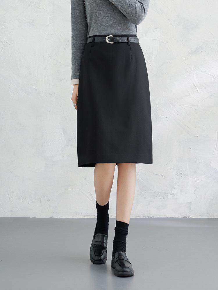 2026 Spring Women's High Waist Slimming Pencil Skirt – Versatile Mid-Length Professional Style with Slit.