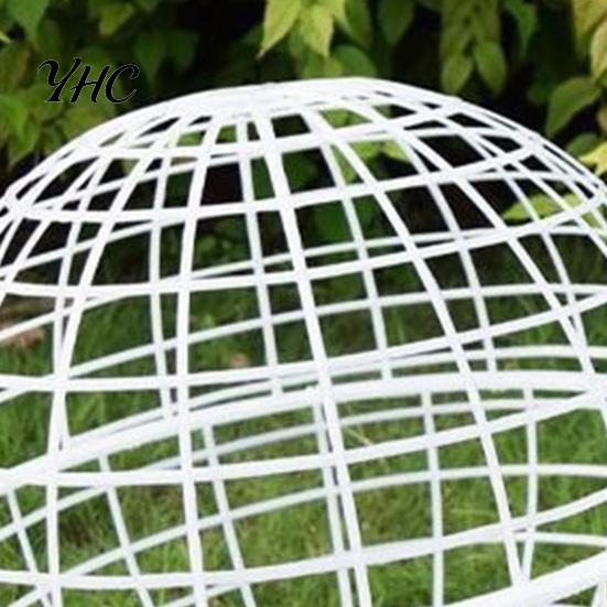 Portable Poultry Habitat Ball Shaped Movable Chicken House Rollable Enclosure Round Hutch Plastic Rabbit Exercise Pen Coop Safety Cage To Prevent Dog