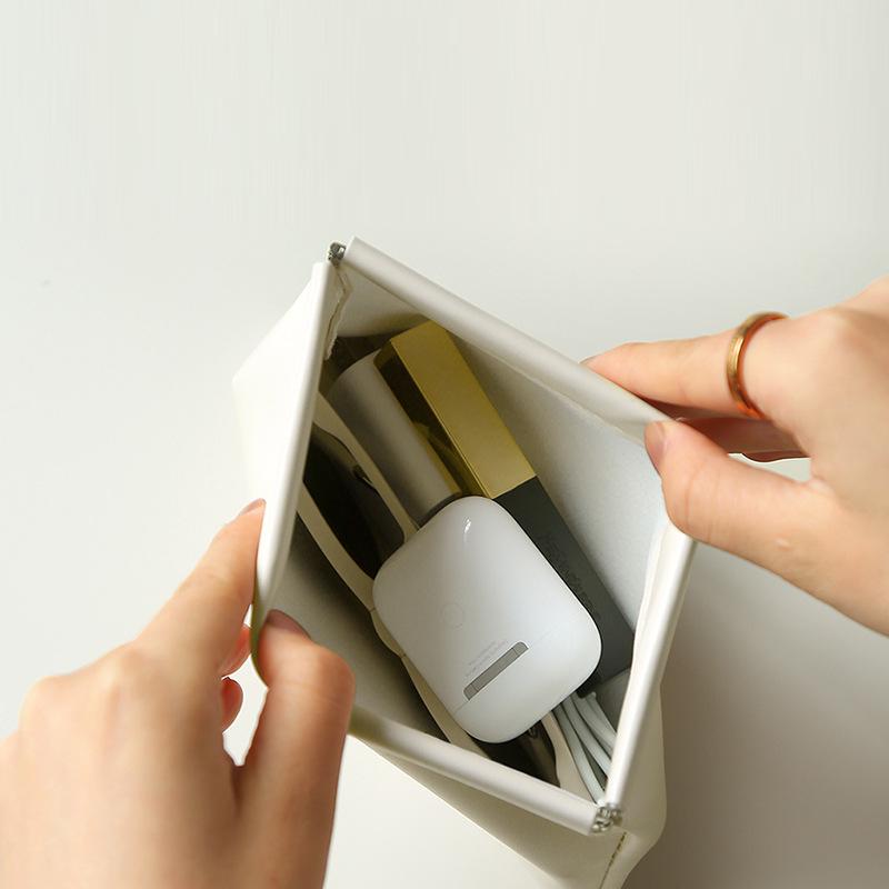 Portable Mini PU Makeup Bag with Automatic Closure for AirPods, Lipstick, and Miscellaneous Items