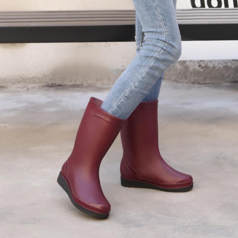 

Модная женская обувь для воды средней высоты, женская дождевая обувь, резиновые сапоги, детская противоскользящая износостойкая резиновая обувь, матовая резиновая обувь 40