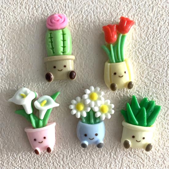 2Pcs Cartoon Potted Plants Fridge Magnet Resin 3D Potted Cactus Aloe Lily Tulip Flower Refrigerator Magnet Kitchen Home Office Decoration