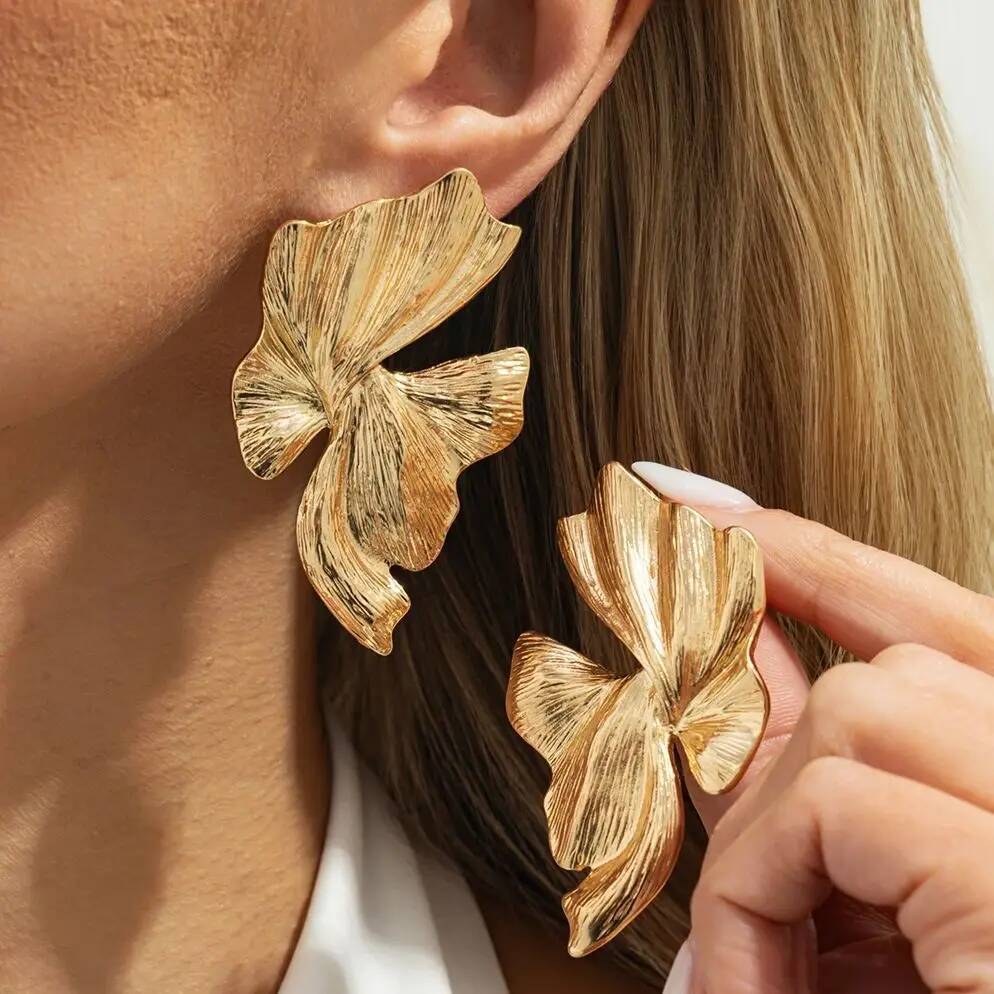 Ingemark Vintage Exaggerated Irregular Folds Flower Metal Dangle Earrings Women Punk Geometric Metal Earring Jewelry Accessories