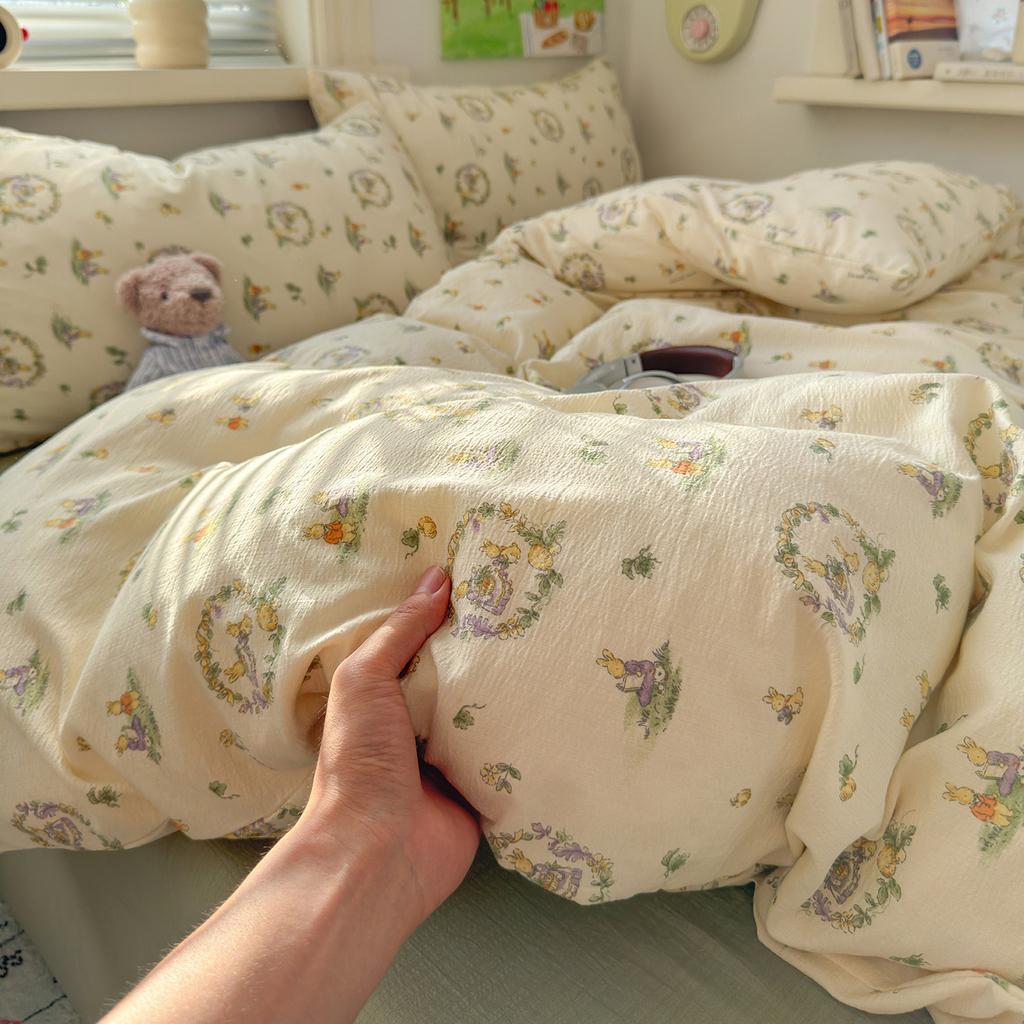 Class A super soft double yarn four-piece set printing fashion kapok small floral student dormitory bed three-piece set