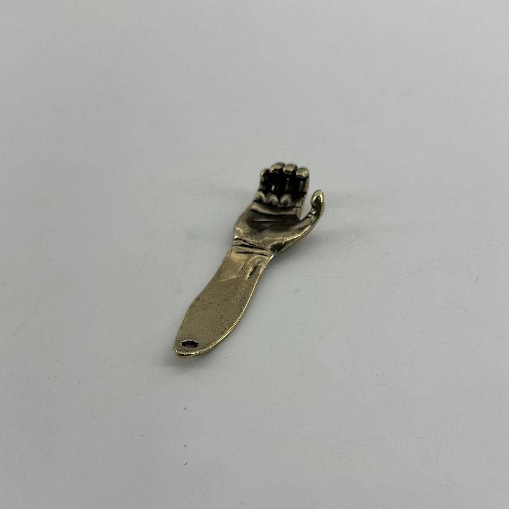Retro Brass Metal Bottle Opener Home Decoration Helping Hand Keyring Car Key Ring