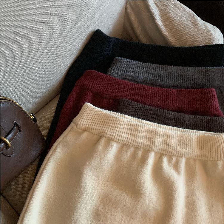 Women's High-Waisted Elastic Waist Gray Knit Skirt - Autumn/Winter 2025 Hip-Hugging A-Line Style