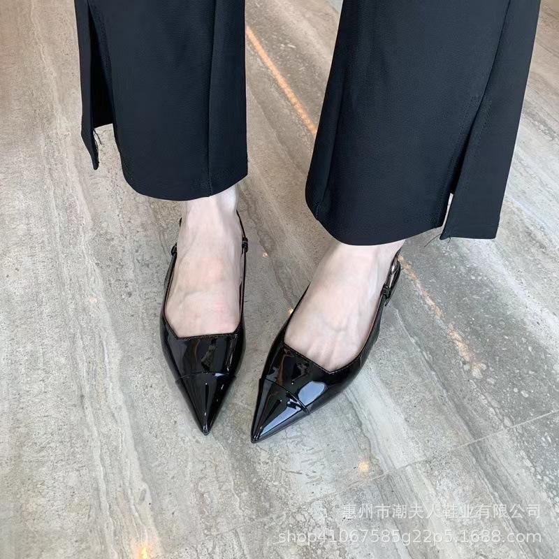 

Версия из коровьей кожи~ Французская кожа одним словом с острым носком маленькие сандалии женские маленькие ароматные на плоской подошве с закрытым носком римские сандалии сандалии сандалии 40