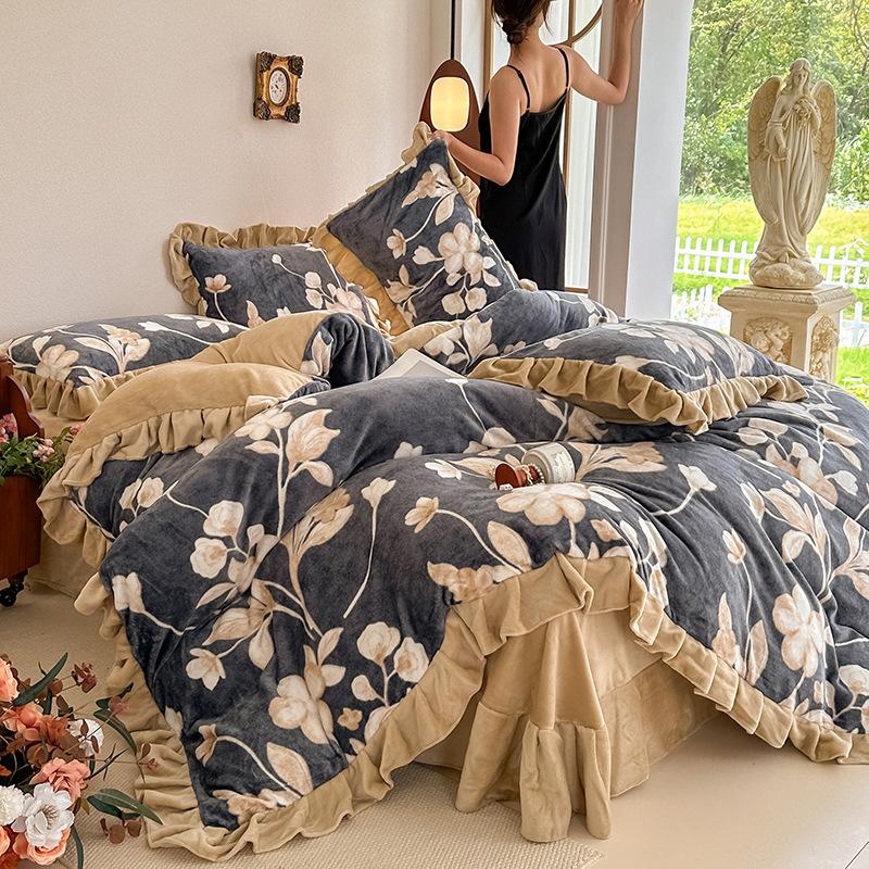 Four-Piece Set Of Thickened Milk Fleece On The Bed, High-Grade Warm Bed Sheet Quilt Cover, Coral Fleece Quilt Cover