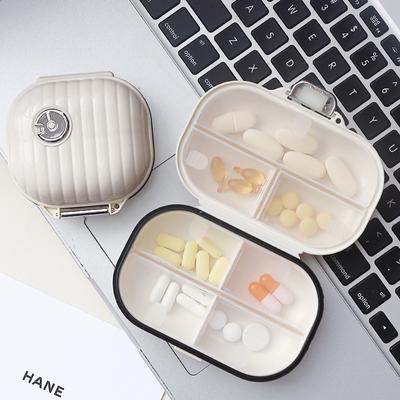 Mini Tragbare Pillendose Reise für sieben Tage Multi Grid Split Paket Pillen Tabletten Versiegelte Aufbewahrungsbox Pillen Organizer Wöchentlich
