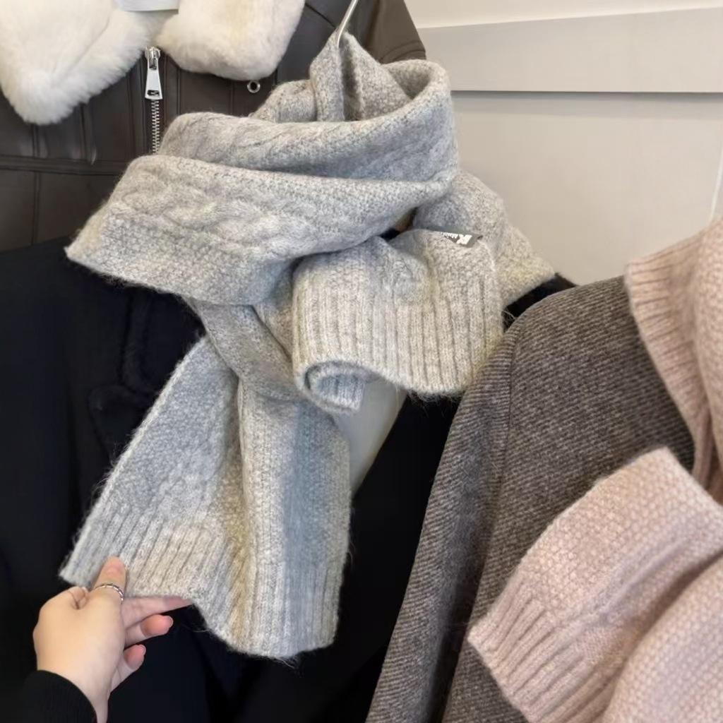 New Korean version versatile knitted scarf women's winter atmosphere solid color simple soft warm lazy wind small scarf