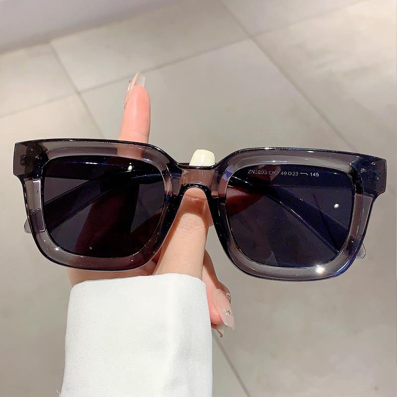 Luxury Brand Designer Classic Vintage Square Sunglasses Women For Men Olive Green Sun Glasses Trend Punk Popular Travel Shades