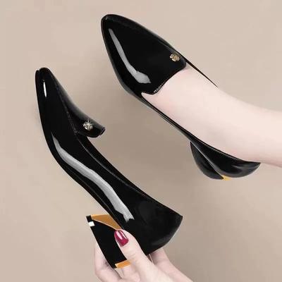Scarpe femminili moda donna punta appuntita leggere primavera slip-on tacco quadrato scarpe per signora d'ufficio lavoro scarpe cool ba385