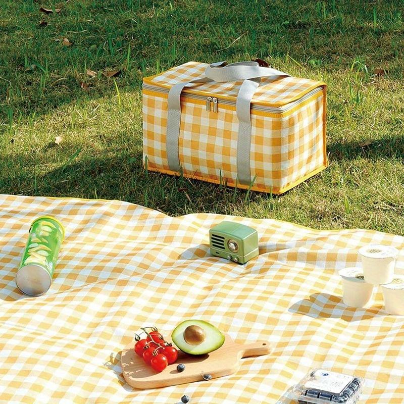 2 Stück, Picknickdecke plus Organizer, geeignet für Camping, Picknick, Strand, 200,66 cm x 200,66 cm große Picknickdecke