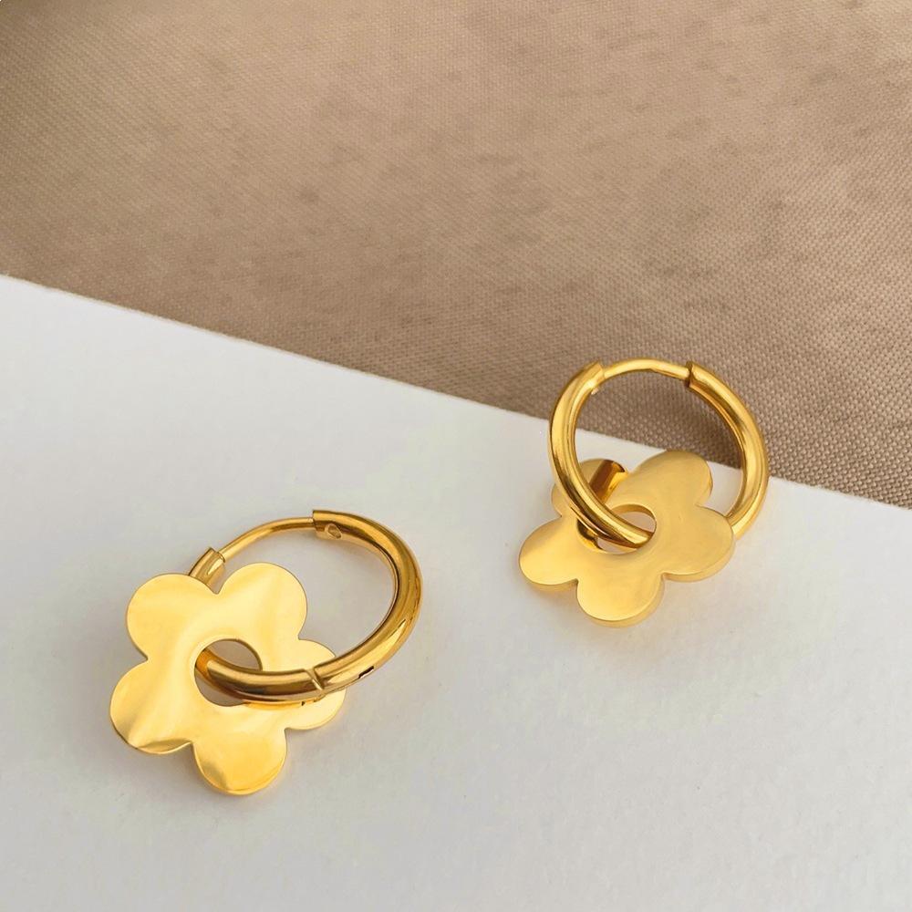 Exquisite 18K Gold-Plated Petal Earrings: Stylish and Childlike Flower Hoops for Women