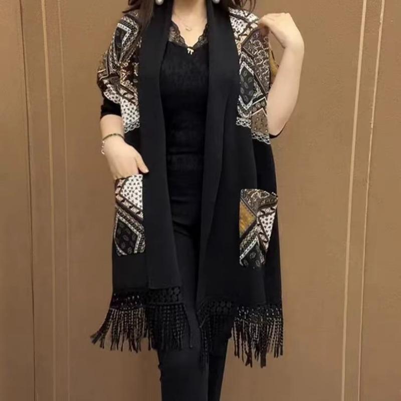 Middle-aged and elderly women's spring and autumn fashion long outer wear