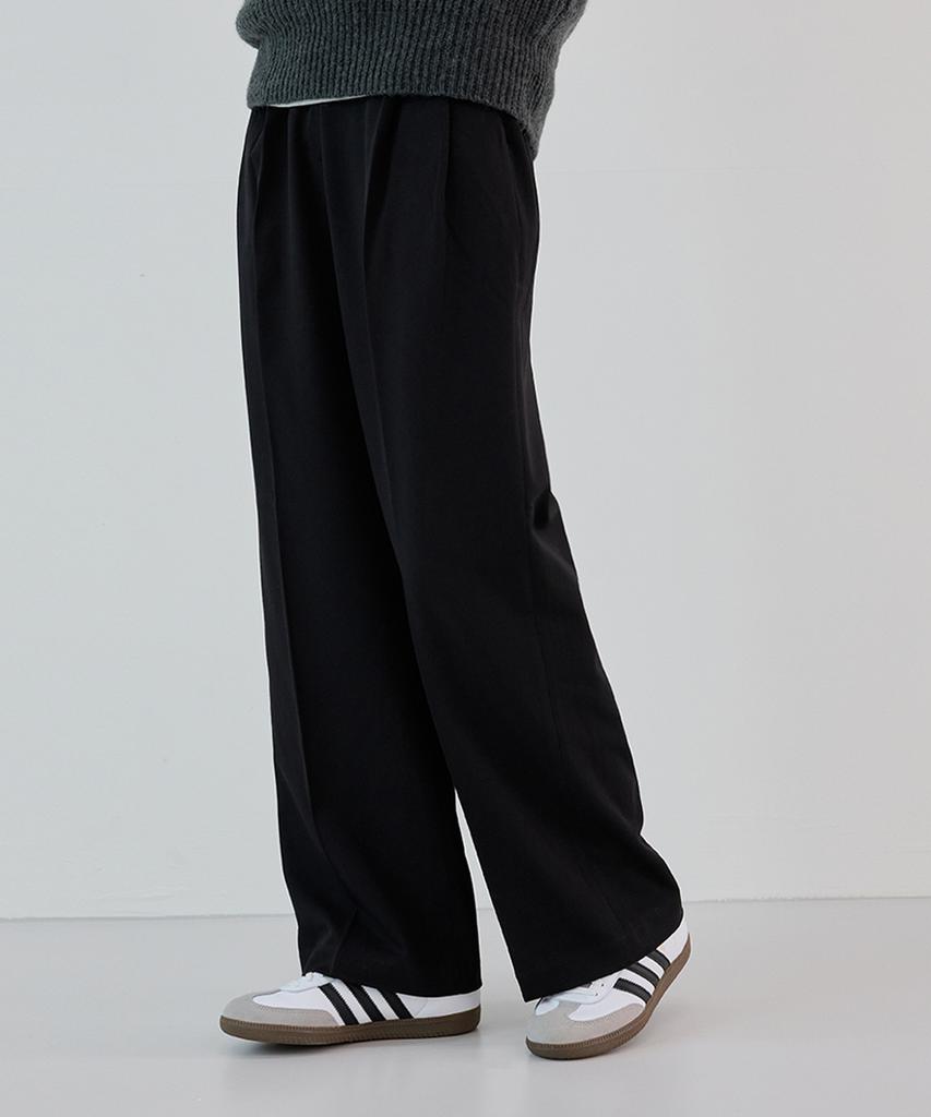 KNOWING Simple Slacks (Black)