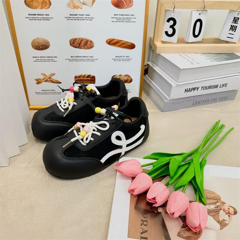New women's shoes autumn casual shoes versatile board shoes niche soft sole comfortable and not tired feet increase height