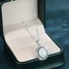 Böhmische eiförmige Opal Meeresblau Zirkon Anhänger Halskette für Damen, eine Nischen-High-End-Schlüsselbein Kette, ein leichter Luxus-Geschenk für sie Blingbling Schmuck