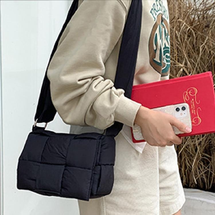 Contemporary Cotton Space HandbagsLarge Puffer Woven Shoulder Bag for Women
