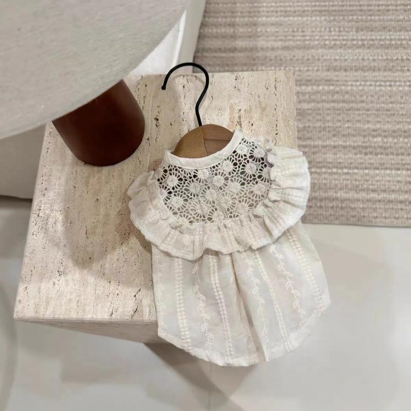 Pet dog dog out clothes cute fungus edge skirt small and medium pet Maltese than bear teddy