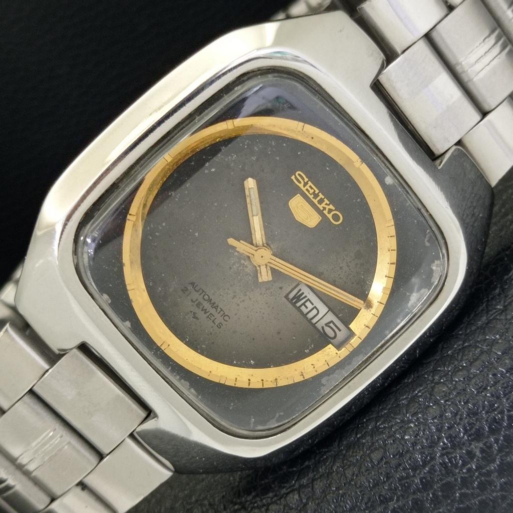 

ПОДЛИННЫЕ ВИНТАЖНЫЕ МУЖСКИЕ ЧАСЫ SEIKO 5 AUTOMATIC 7019A ЯПОНИЯ ОРИГИНАЛЬНЫЙ ЦИФЕРБЛАТ a702471-5 R124-a702471