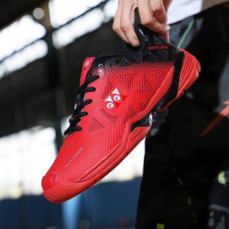 

New badminton shoes men s and women s couples training shoes wear-resistant, breathable and non-slip professional sports shoes 45 червоний