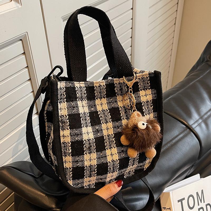 Modische Taschen für Damen Neue modische One-Shoulder-Umhängetasche für Damen Ins Retro Vielseitige One-Shoulder-Handtasche