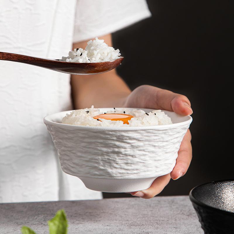 Vaisselle créative japonaise Hôtel commercial bol à riz maison bol en céramique simple noir et blanc nouvelle nourriture pour une personne.