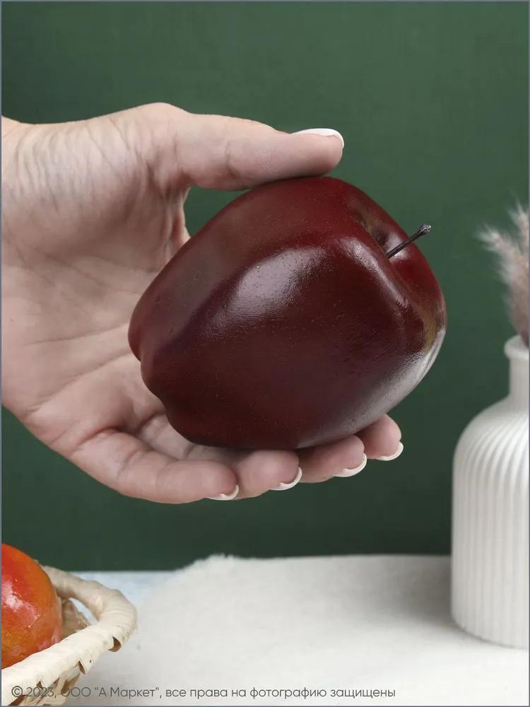Artificial Realistic Apple Fruit Replica Decorative Prop for Home Kitchen Table Display or Photography Use with Durable Material and Natural Shape