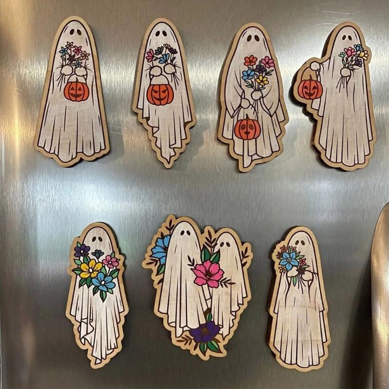 Set Of 7 Vintage Cartoon Wood Ghostly Refrigerator Magnets Halloween Kitchen Accessories for Festivals Party Ornaments