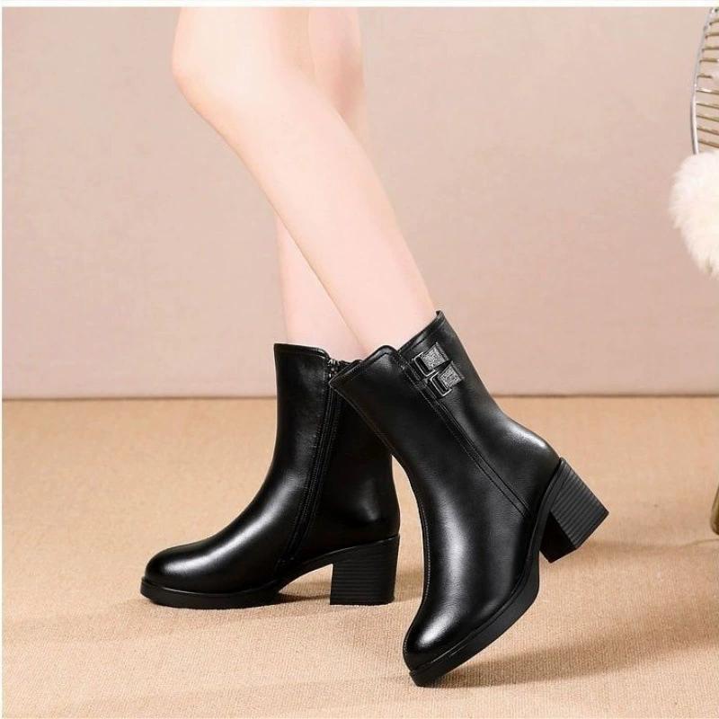Autumn Winter Outdoor Shoes Warm Wool Women's Boots Real Soft Leather Short Boots Padded Thickened Cotton Boots Mom Cotton Shoes Thick Heeled