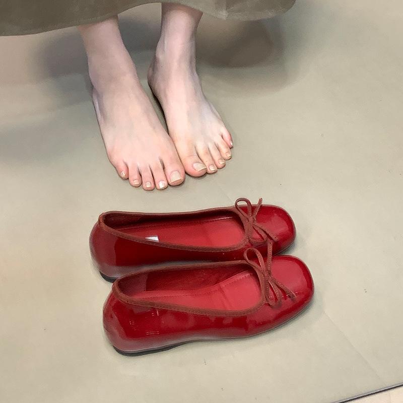 

Bow red single shoes French single shoes women s 2025 spring new ladyshoes shallow mouth ballet inner heightening grandma shoes 40 красный