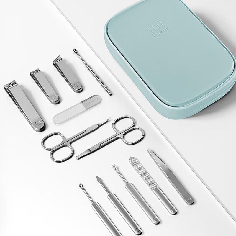Seesoo 12-Piece Nail Care Set