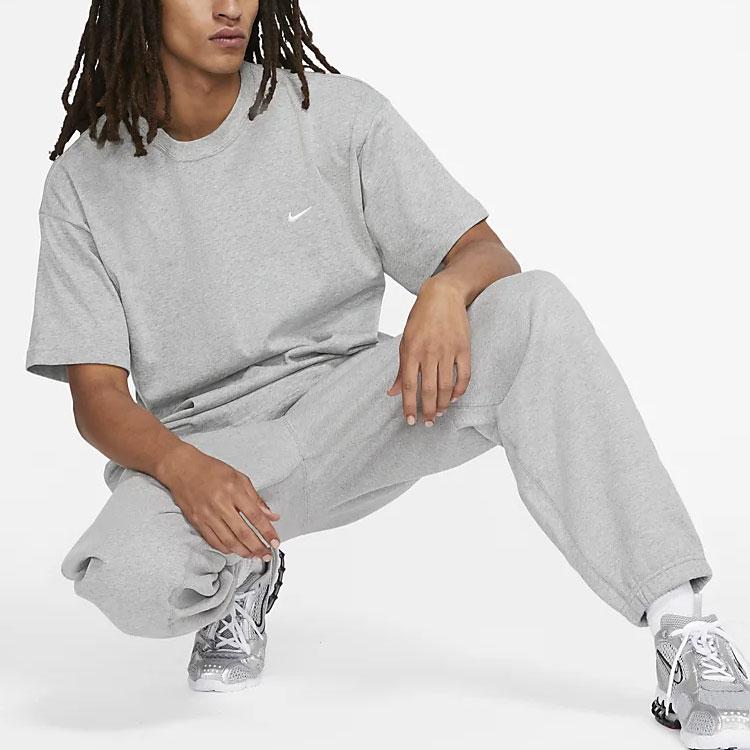 New Nike Solo Swoosh Tee CV0559-063