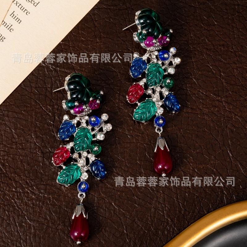 Cross Border Antique Jewelry Fruit Sachet Dinner Light Luxury Earrings High-end Feeling Emerald High Carbon