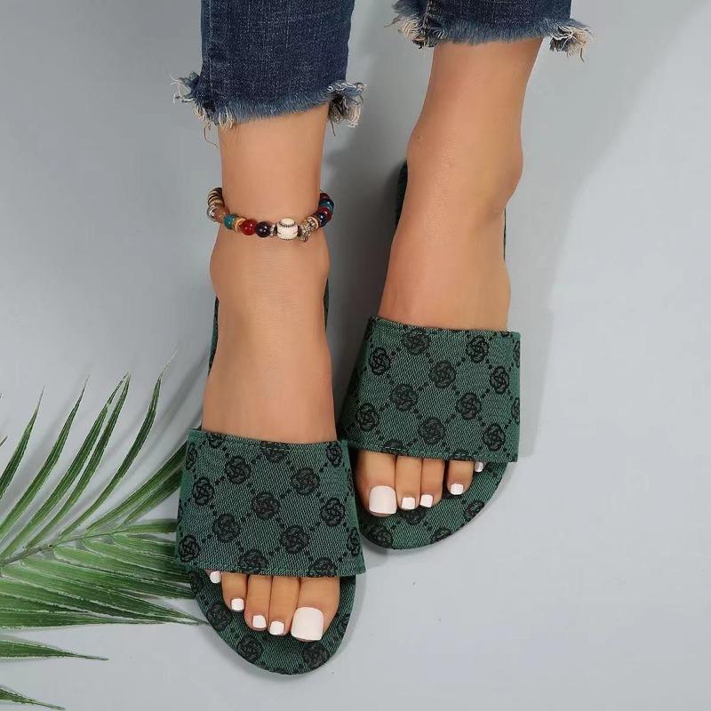 Cross-border Large-size Flat-bottomed Slippers Women's Summer Foreign Trade Fashion New Outer Wear One-word Belt Sandals Women