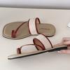 Fashion Fashion Weaving Narrow Band Flat Sandals Women Summer Square Toe Clip Toe Designer Shoes Simple Non-slip Vacation Beach Shoes