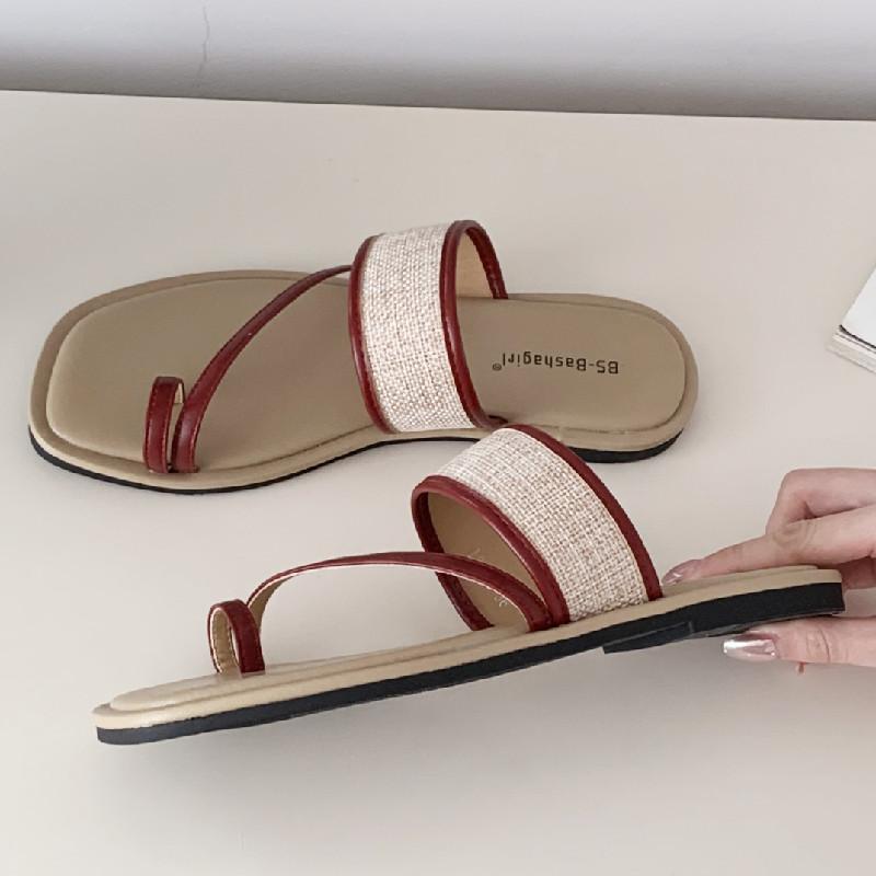 Fashion Fashion Weaving Narrow Band Flat Sandals Women Summer Square Toe Clip Toe Designer Shoes Simple Non-slip Vacation Beach Shoes