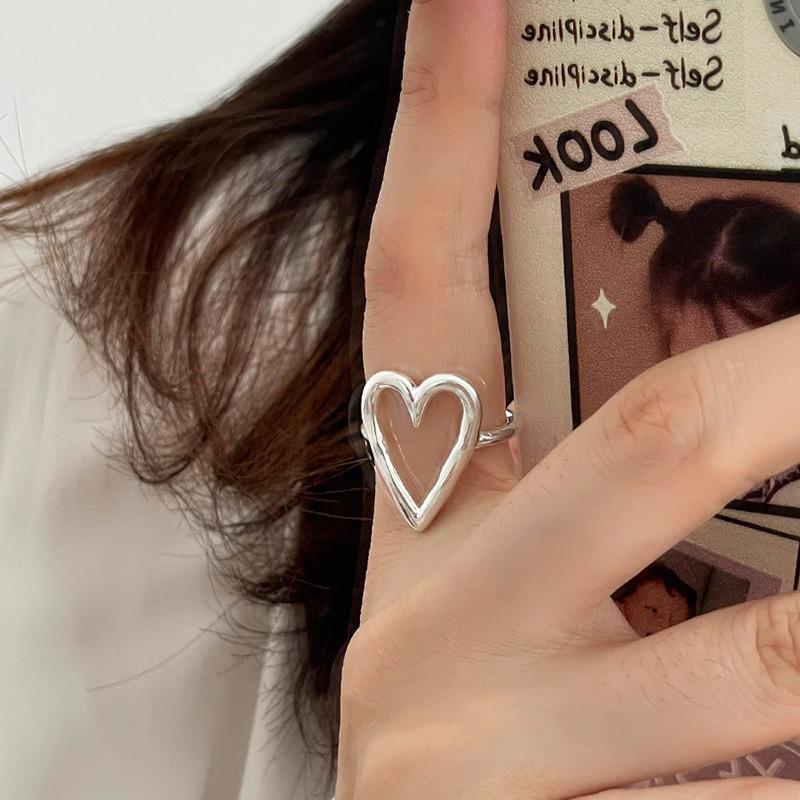 

Women Couple Minimalist Handmade Simple Heart Round Ring Fine Jewelry Gift Prevent Allergy resizable