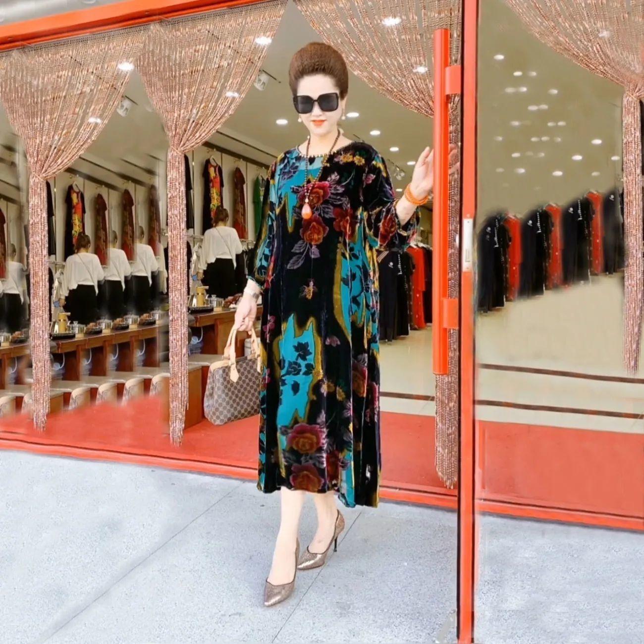 

Весенне-осеннее женское платье из золотого бархата с круглым вырезом и принтом, платье большого размера, длинные платья с цветочным узором 4XL