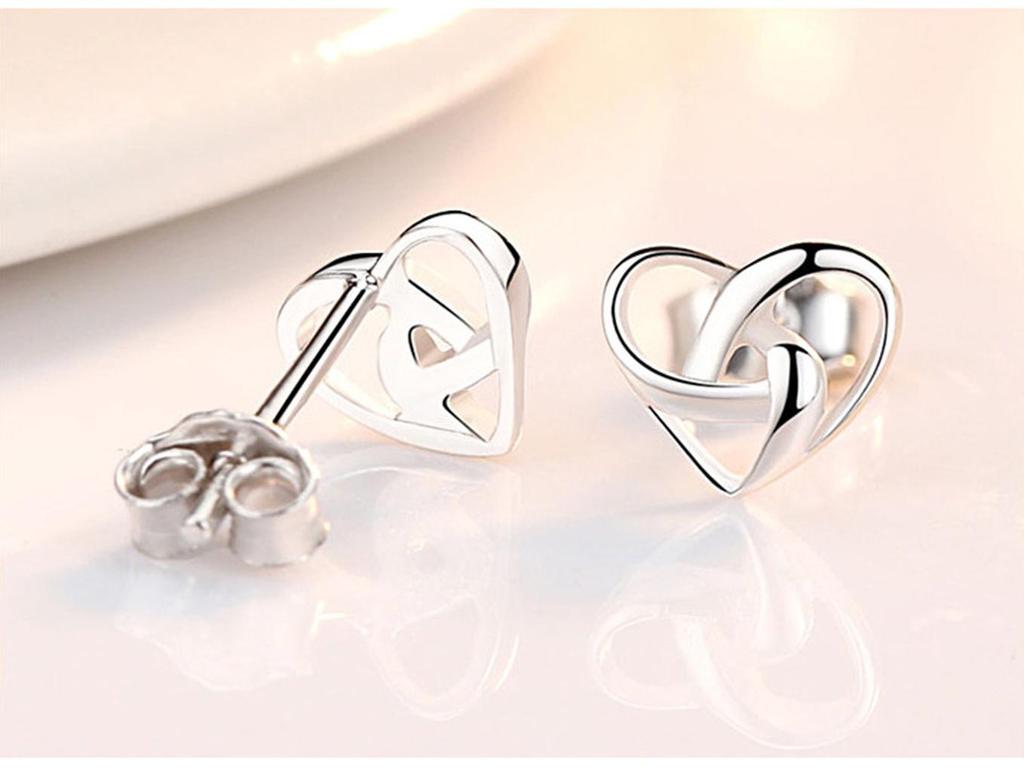 Higu E0046 S925 Silver Hollow Heart-Shaped Cartilage Stud Earrings