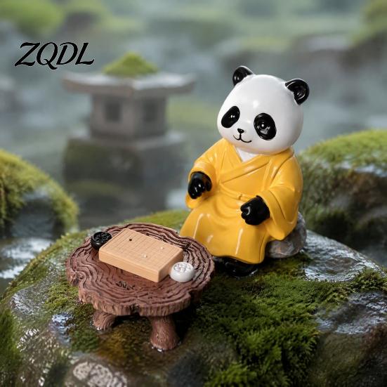 Cadeau Unique pour les Amateurs de Culture du Thé Figurine Panda Jouant au Go, Résine Robe Zen Objet de Collection de Table Art Ornement de Salon, Statue Mignonne