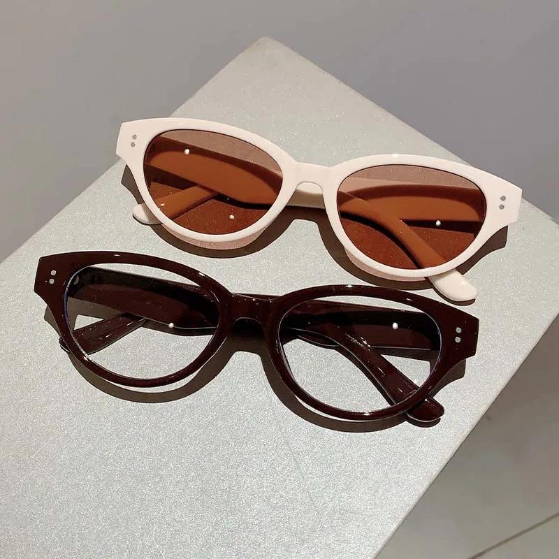 Popular Vintage Rivet Cat Eye Sunglasses Women For Men Sun Glasses Punk Shades Luxury Brand Designer Optical Eyeglasses Frame