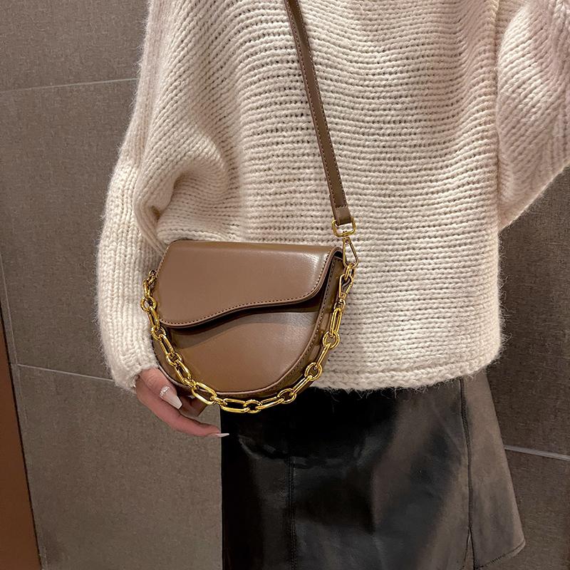 Women's Shoulder Bags  New Fashion Solid Popular Luxury Designer Women's Handbags Trend Solid Underarm Bags