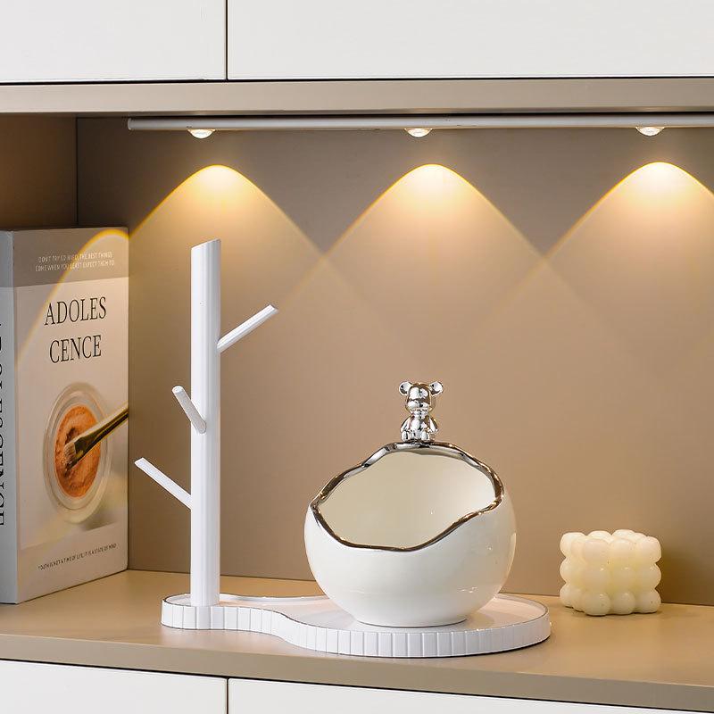 Bear Key Storage, Entryway Ornaments, Ceramic Nordic Entry Key Storage Rack, Interior Decorations, Creative Tray Ornaments