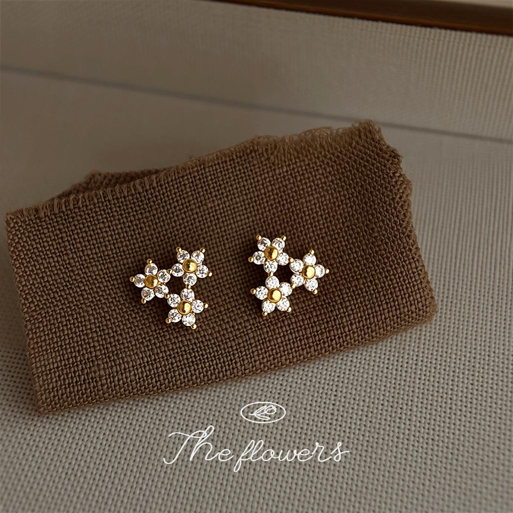 Micro zircon plated small mini version flower stud earrings temperament student sweet earrings